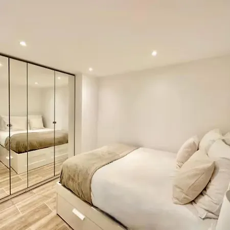 Tropez High Standing 1 * سان تروبيه