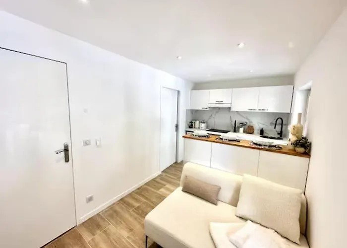 Tropez High Standing 1